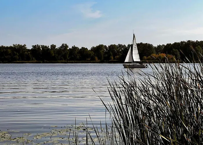 Przyjemny Nad Zalewem *